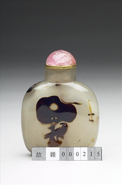 瑪瑙鳥紋鼻煙壺