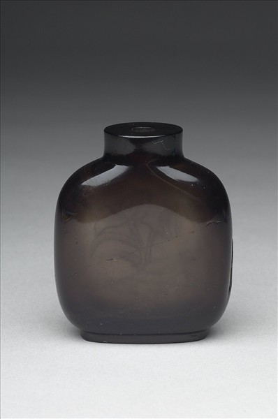 黑料玻璃鼻煙壺