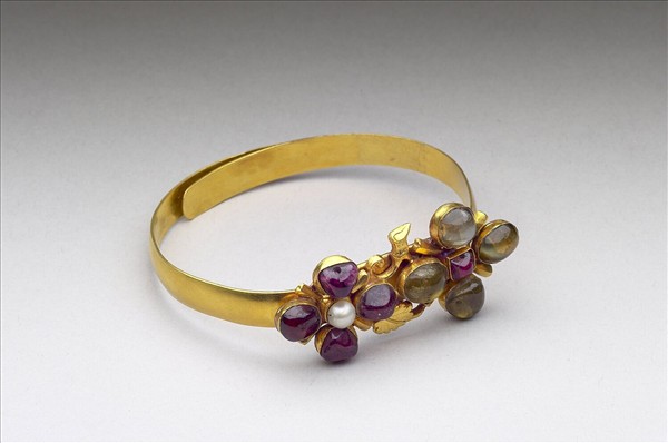 純金鐲鑲嵌尖晶石虎眼