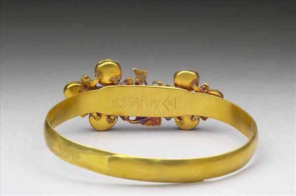 純金鐲鑲嵌尖晶石虎眼