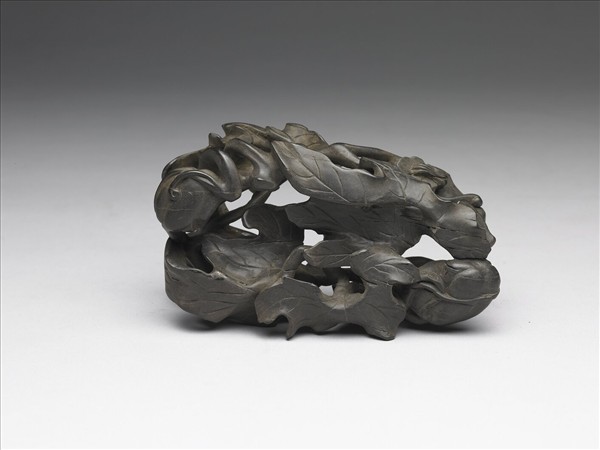 紫檀雕花果木座