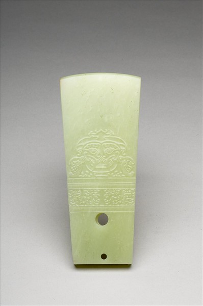 玉人面紋圭
