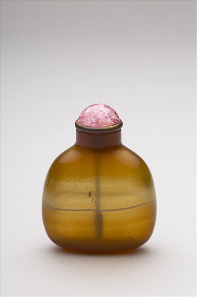 天然玉帶紋瑪瑙鼻煙壺