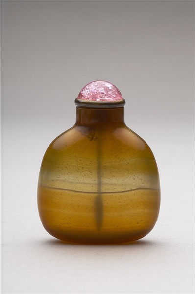 天然玉帶紋瑪瑙鼻煙壺