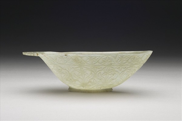 玉鏤空三角形單柄杯