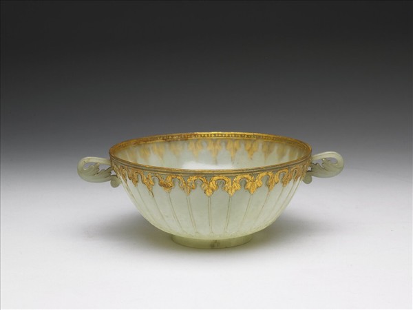 玉描金葉柄碗