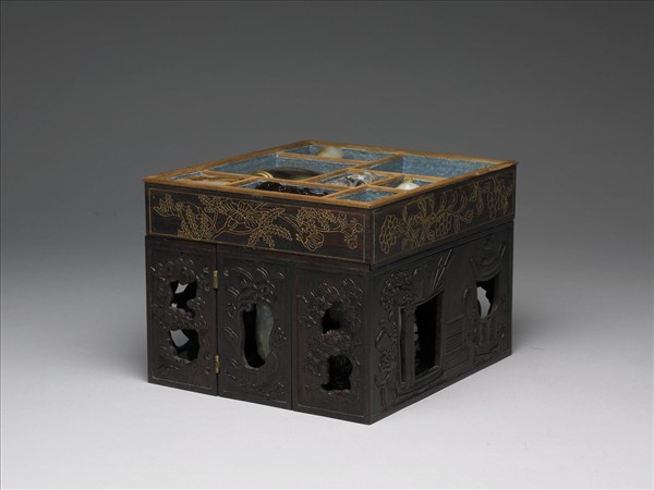 木雕描金鏤空雙層屜