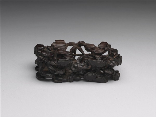 鏤空靈芝竹石木座