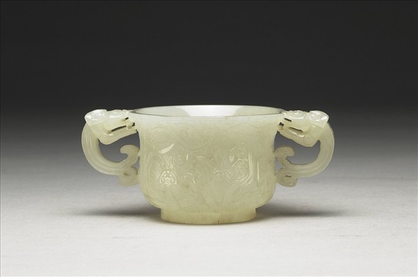 ⽩玉夔龍雙耳杯