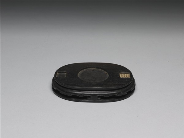 紫檀橢圓形木座