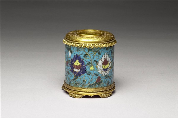 掐絲琺瑯番蓮紋水盛