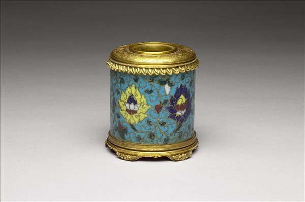 掐絲琺瑯番蓮紋水盛