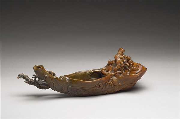 犀角雕人物乘槎