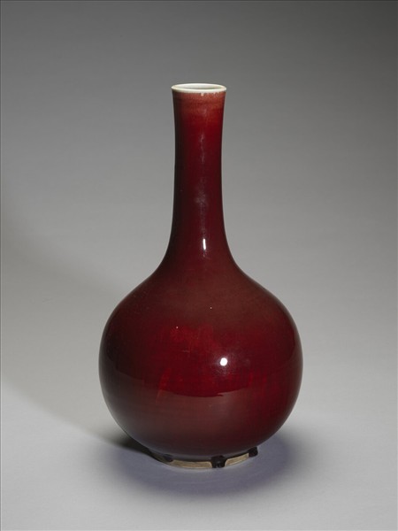 寶石紅釉膽瓶
