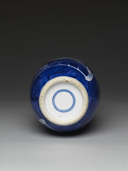 青花梅花紋蝠耳瓶