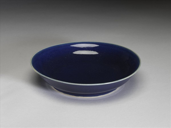 霽青釉盤
