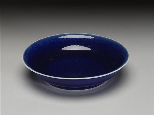 霽青釉盤