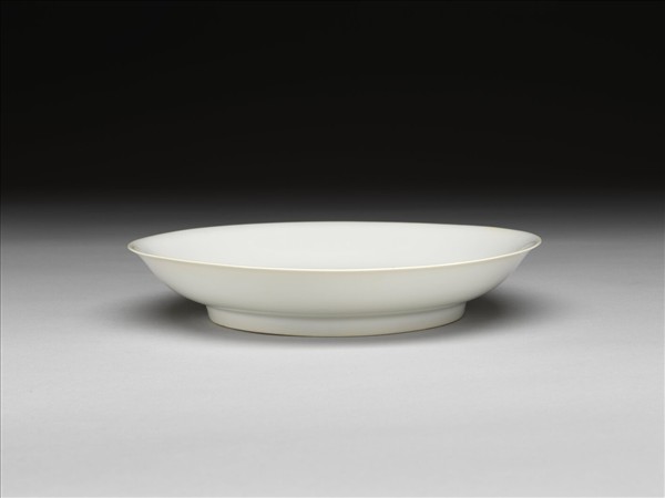 甜白釉盤