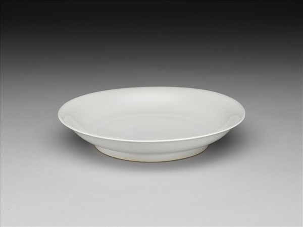 甜白釉盤