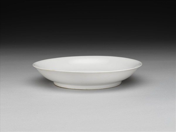 甜白釉盤