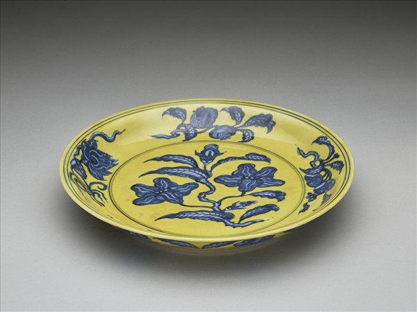 黃地青花花果盤
