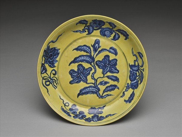黃地青花花果盤