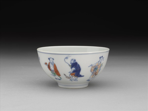 鬥彩八仙紋茶鍾