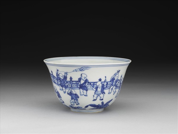 青花嬰戲圖碗