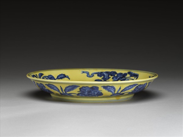 黃釉青花花果盤
