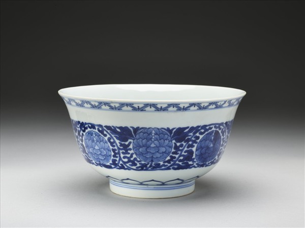 青花花卉紋碗