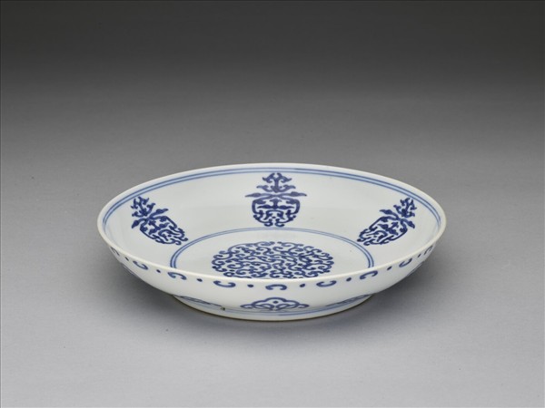 青花花卉紋碟