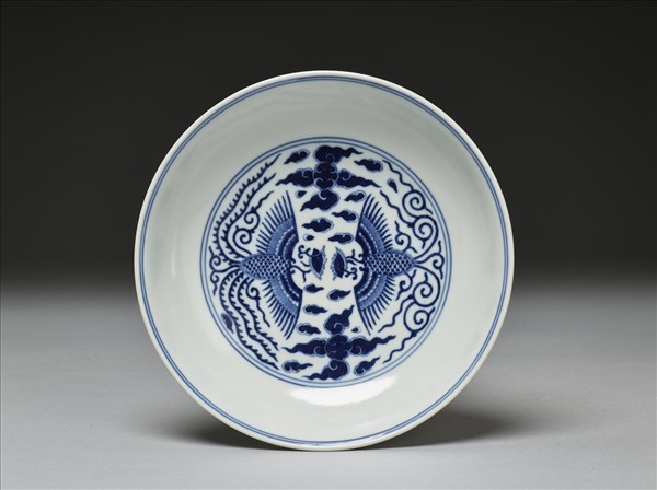 青花雲鳳紋盤