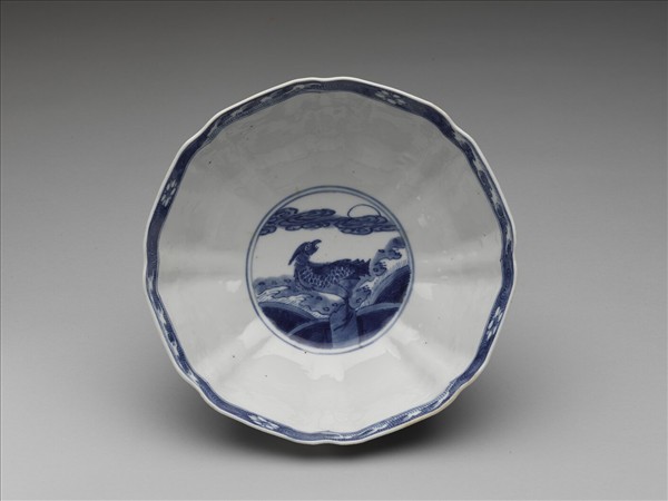 青花龍鳳紋花式碗