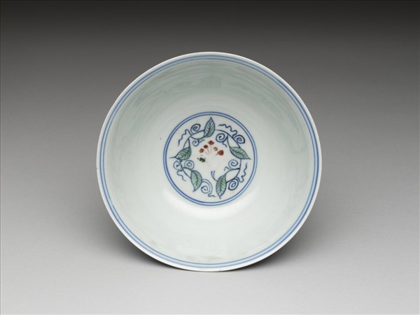 青花綠彩花卉紋碗