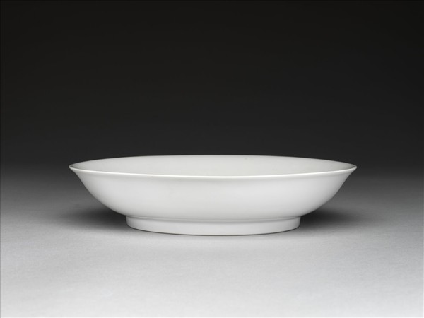 甜白釉鳳凰紋盤