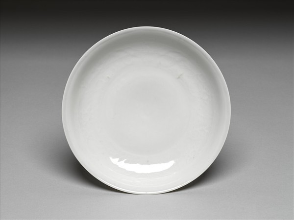 甜白釉鳳凰紋盤