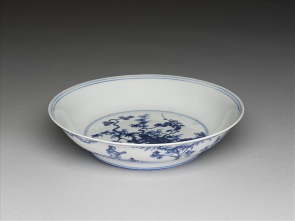 青花歲寒三友仕女圖盤