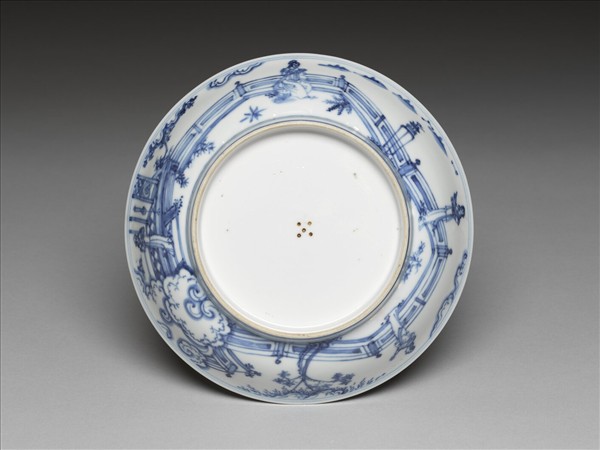 青花歲寒三友仕女圖盤