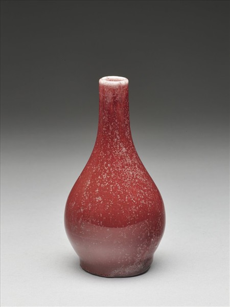 霽紅釉膽瓶