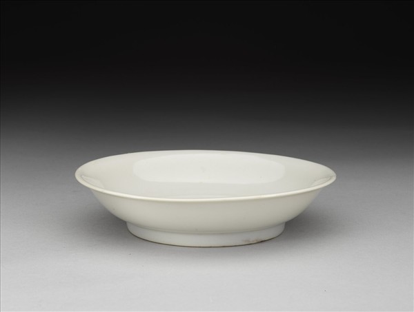 甜白釉碟