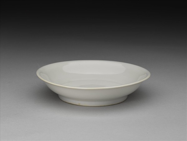 甜白釉碟