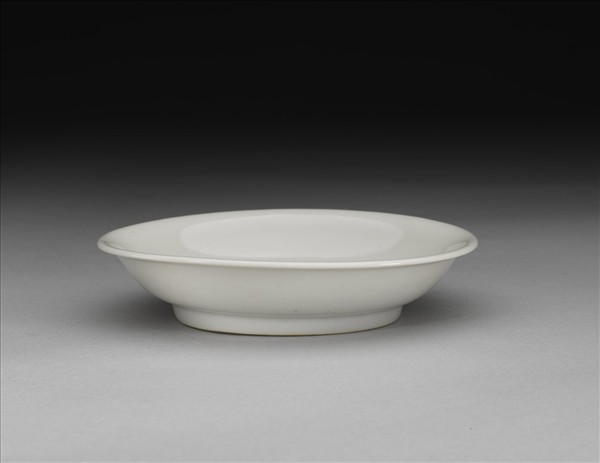 甜白釉碟