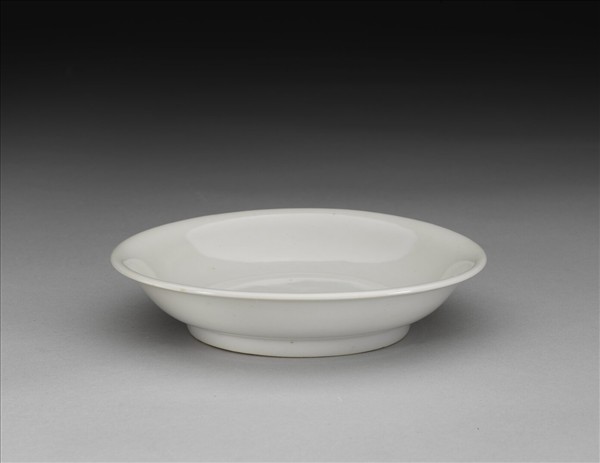 甜白釉碟