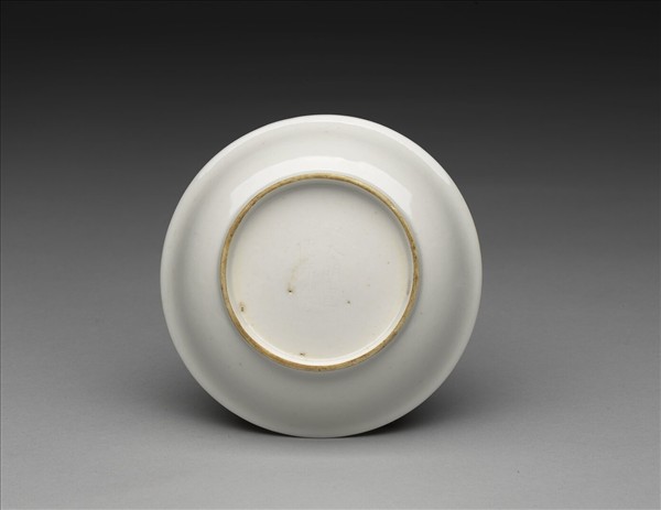 甜白釉碟