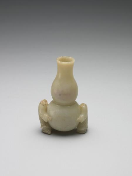 國立故宮博物院 明青花鬥彩四方葫蘆瓶 花瓶 複製品 國立故宮博物院 明青花鬥彩四方葫蘆瓶 花瓶 複製品 - メルカリ