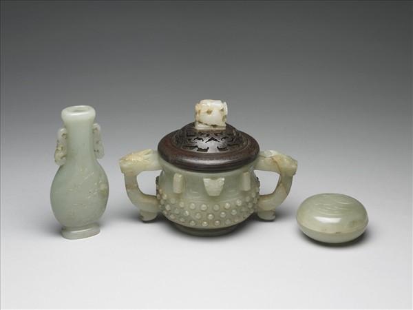 玉乳丁紋簋形爐