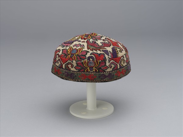 烏茲別克 白地多彩刺繡圓帽