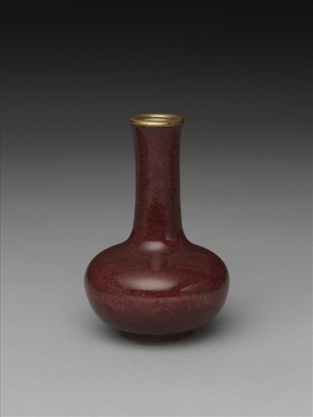 霽紅釉瓶