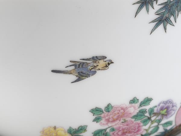 琺瑯彩瓷五倫圖碗