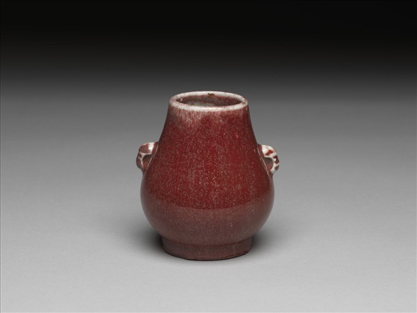 霽紅釉雙耳罐